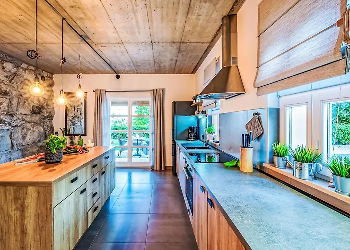 Pia By Interhome * אופטיה