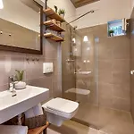 Vila Pia By Interhome Opatija