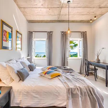 Pia By Interhome